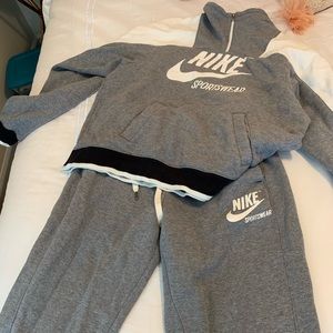 Nike Sweatsuit